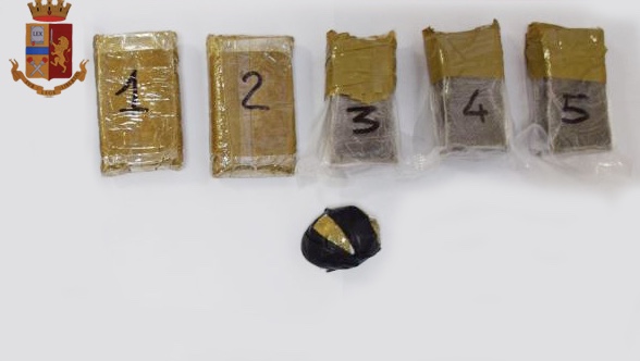 hashish cocaina