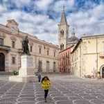 1) PIAZZA VENTI