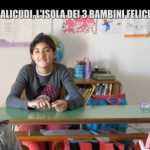 BAMBINI a scuola Alicudi X 147