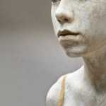 Bruno-Walpoth-Cosi-come-sono-dett.-2015-legno-di-noce-cm-70x42x30-400×600-300×300