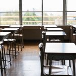 Banchi vuoti a scuola