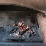 fOTO aTTUALITà rICO 187 lEGNA fUOCO cAMINO