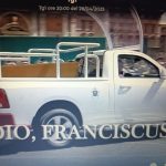Papamobile con feretro 200