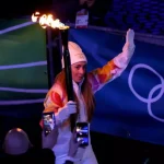Foto Goggia fiaccola olimpiva 236
